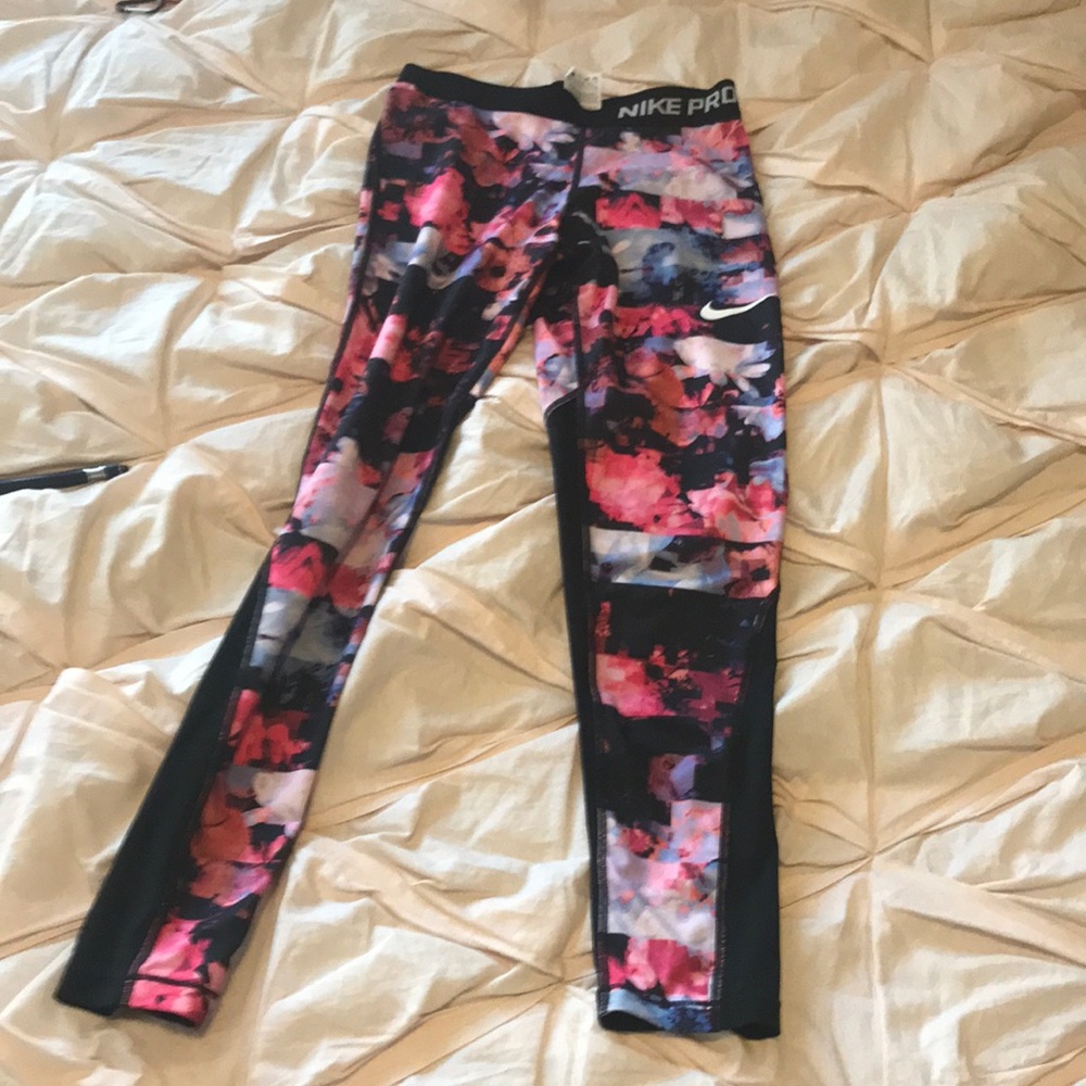 Nike leggings